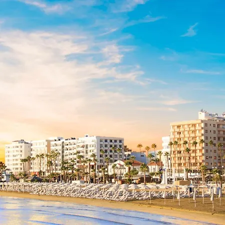 Palmbeach Finikoudes - 1min To Larnaca