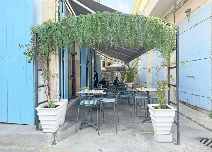 Palmbeach Finikoudes - 1min To * Lárnaca